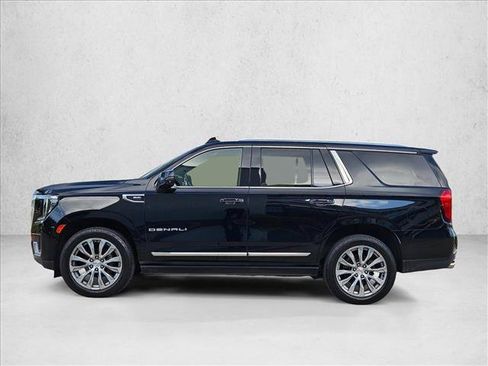 Used 2021 GMC Yukon Denali w/ Denali Ultimate Package AWD/4WD image 9