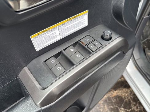 Used 2019 Toyota Tacoma TRD Off-Road image 18