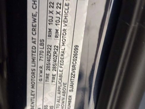 Used 2024 Bentley Bentayga Extended Wheelbase image 51