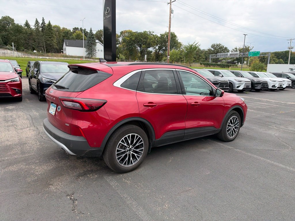 Used 2023 Ford Escape SE w/ PHEV Premium Package FWD image 14