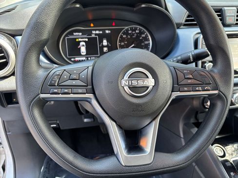 Used 2025 Nissan Versa SV w/ Trunk Package FWD image 27