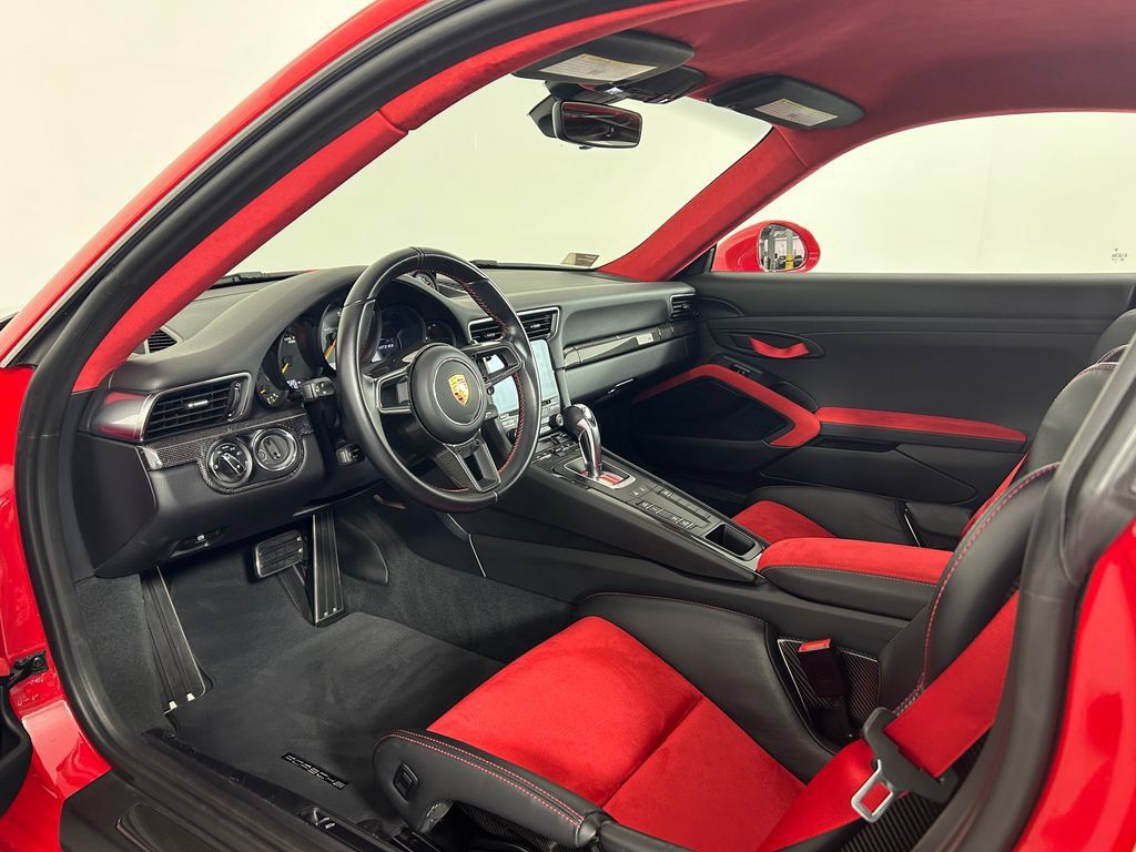 Certified 2018 Porsche 911 GT2 RS w/ Weissach Package RWD image 4