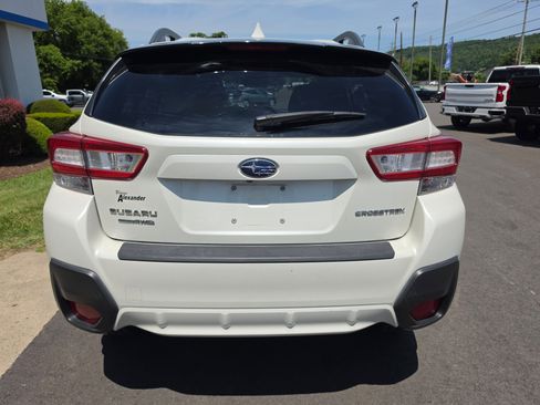 Used 2019 Subaru Crosstrek 2.0i Premium w/ Popular Package #2 AWD/4WD image 4