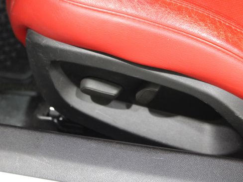 Used 2014 Chevrolet Corvette Stingray Coupe image 5