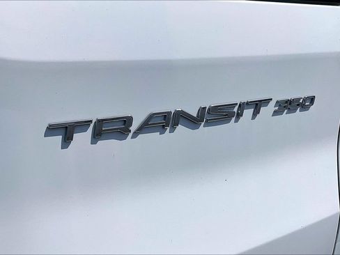Used 2016 Ford Transit 350 XLT RWD image 6