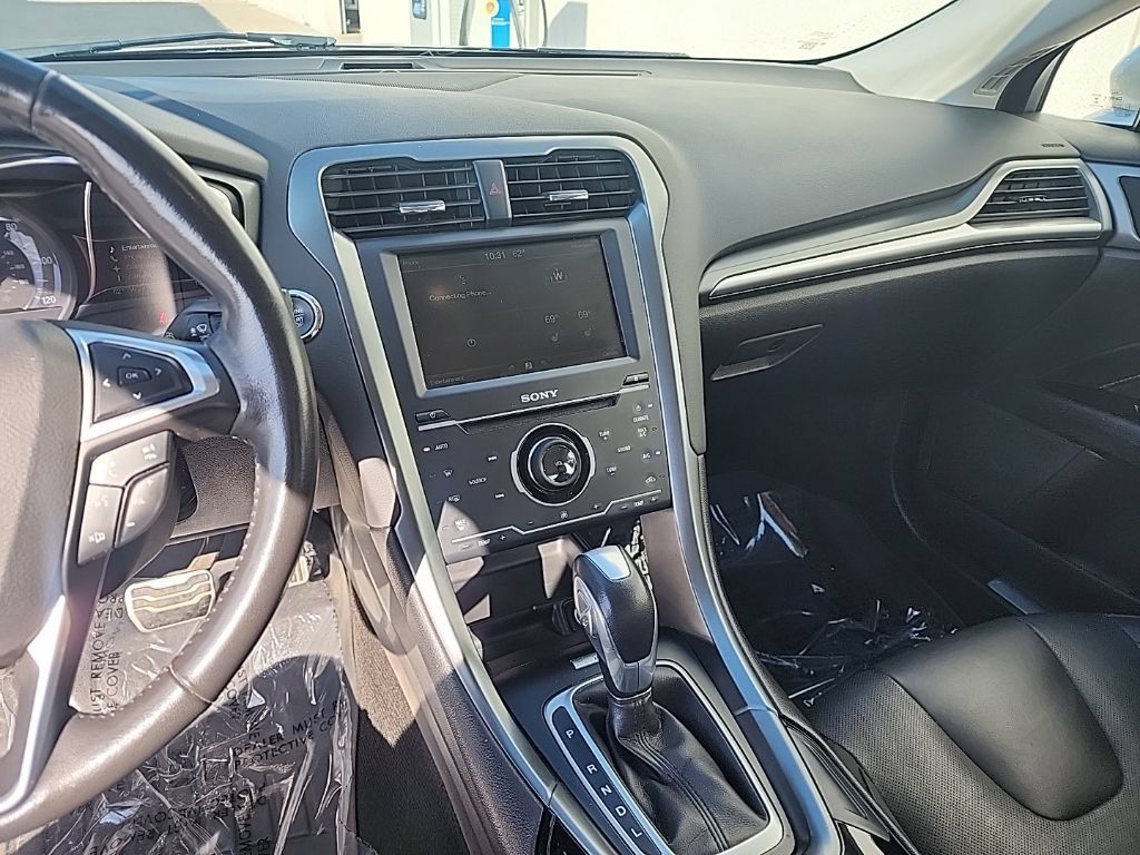 Used 2014 Ford Fusion Titanium FWD image 16