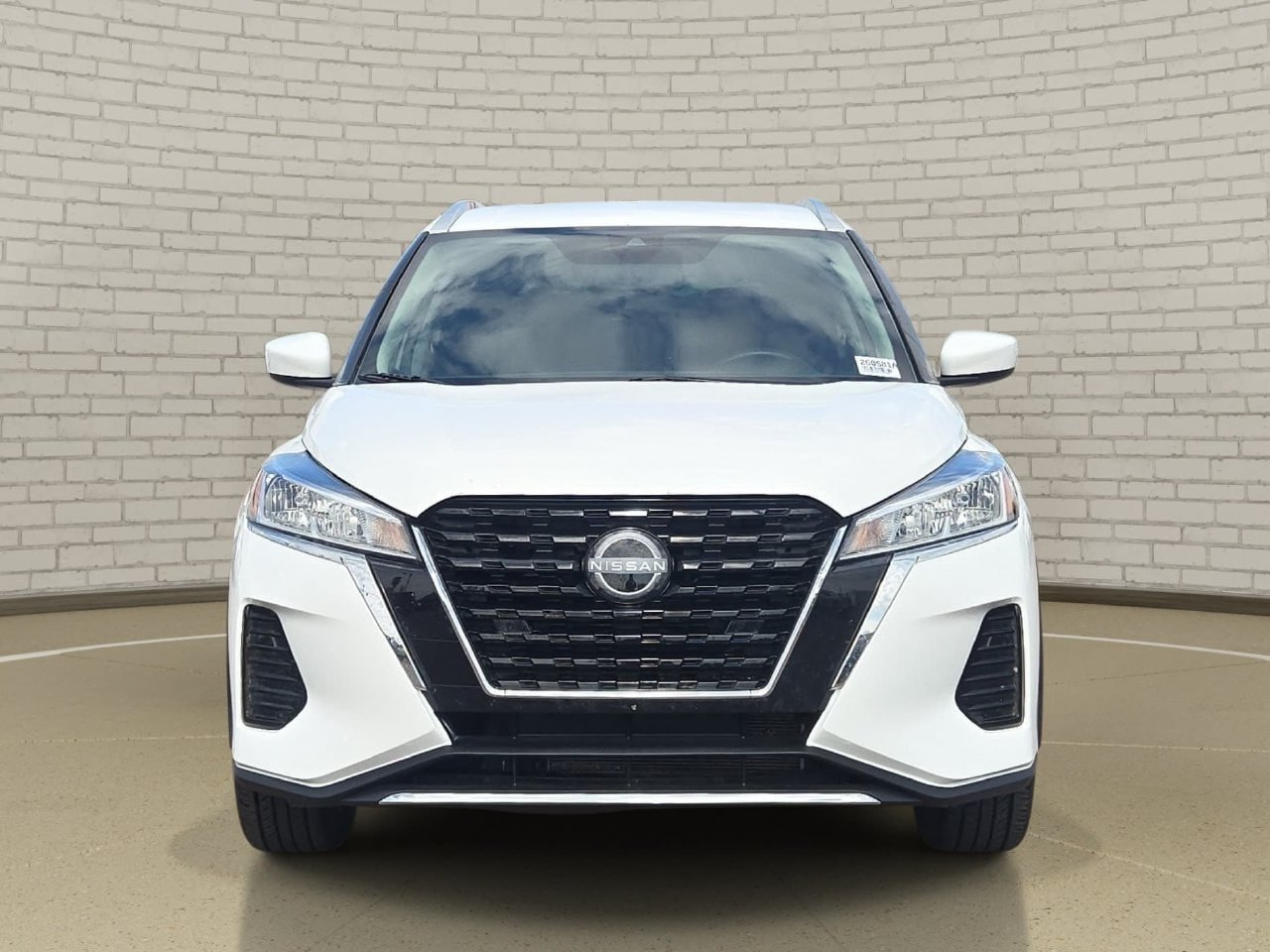 Certified 2024 Nissan Kicks SV FWD image 2