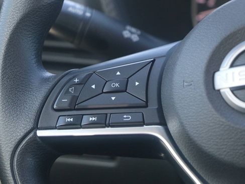 Used 2024 Nissan Sentra SV FWD image 17