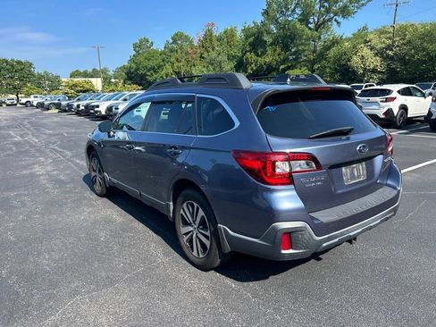 Used 2018 Subaru Outback 2.5i Limited AWD/4WD image 5