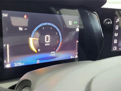 New 2026 Chevrolet Trax LT w/ LT Convenience Package FWD image 26