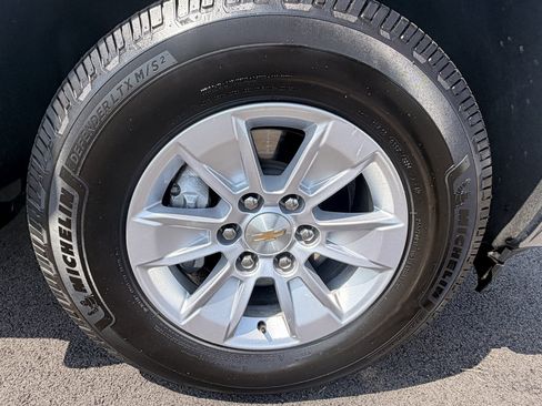 Used 2025 Chevrolet Silverado 1500 W/T RWD image 22