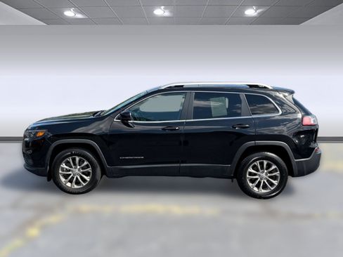 Used 2020 Jeep Cherokee Latitude Lux w/ Comfort/Convenience Group AWD/4WD image 2