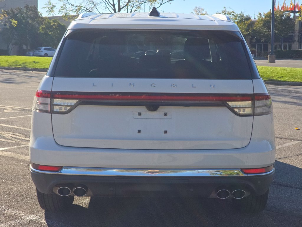 Used 2026 Lincoln Aviator AWD image 14