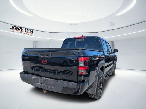 Used 2024 Nissan Frontier PRO-4X w/ Pro Convenience Package image 3