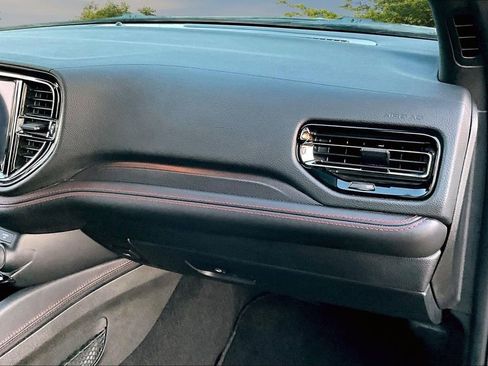 Used 2023 Dodge Durango GT image 16