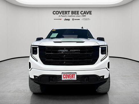 Used 2024 GMC Sierra 1500 Elevation w/ LPO, Elevation Black Package image 2