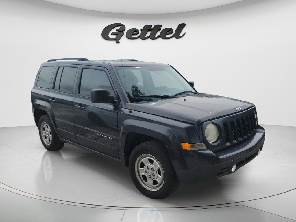 Used 2014 Jeep Patriot Sport w/ Power Value Group FWD image 4