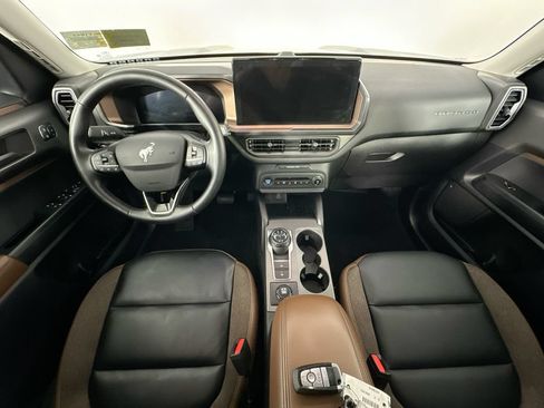 Used 2025 Ford Bronco Sport Outer Banks AWD/4WD image 10