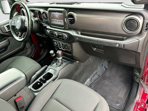 Used 2022 Jeep Wrangler Unlimited Sport image 27