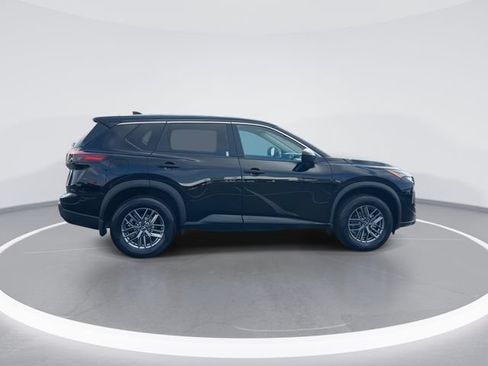 Certified 2025 Nissan Rogue S AWD/4WD image 9