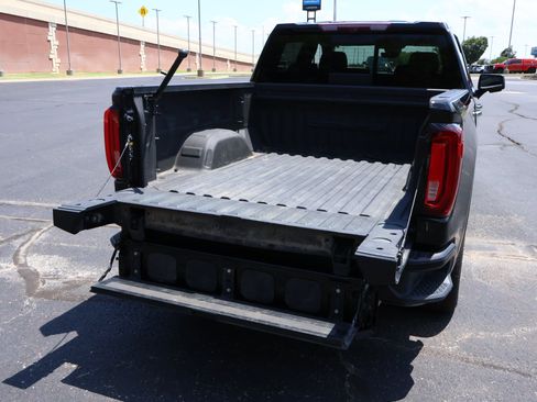 Used 2024 GMC Sierra 1500 Denali w/ Denali Reserve Package AWD/4WD image 32