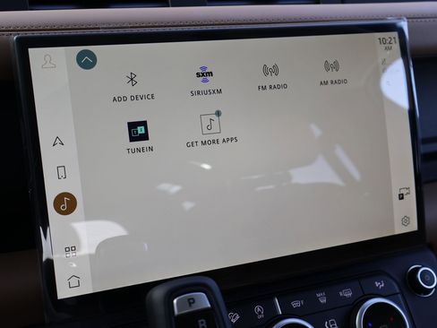 New 2026 Land Rover Defender 110 X-Dynamic SE image 15