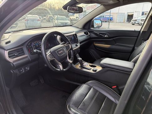 Used 2017 GMC Acadia Denali w/ Technology Package image 18
