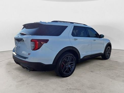 Used 2020 Ford Explorer ST w/ ST Street Pack AWD/4WD image 5