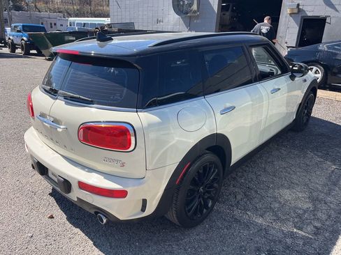 Used 2019 MINI Cooper Clubman S w/ Signature Upholstery Package image 17