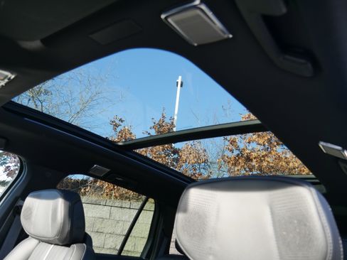 New 2026 Cadillac Vistiq Sport image 16