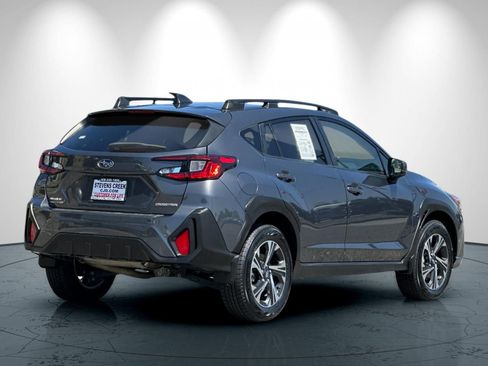 Used 2024 Subaru Crosstrek 2.0i Premium image 4