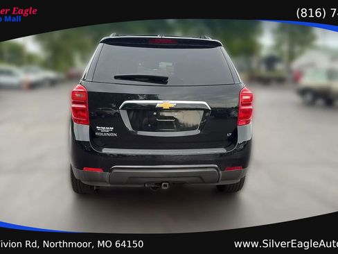 Used 2017 Chevrolet Equinox LT w/ Convenience Package FWD image 4