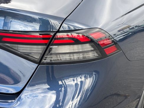 Used 2023 Honda Accord EX image 12