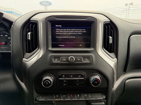 Used 2021 Chevrolet Silverado 1500 Custom image 12