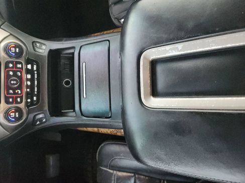 Used 2015 GMC Yukon XL Denali w/ Touring Package AWD/4WD image 16