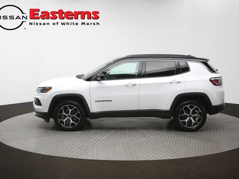 Used 2025 Jeep Compass Limited AWD/4WD image 58
