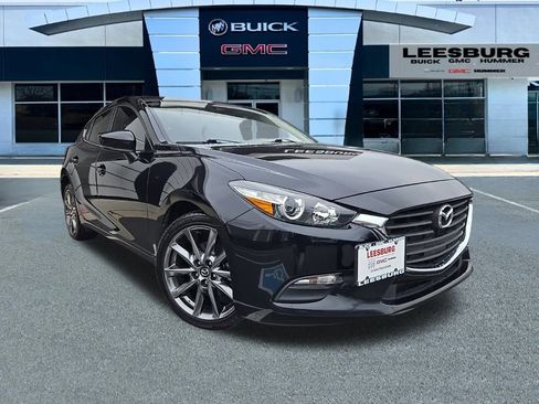 Used 2018 MAZDA MAZDA3 Touring image 1