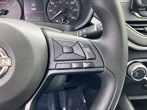 Used 2023 Nissan Altima 2.5 S FWD image 14