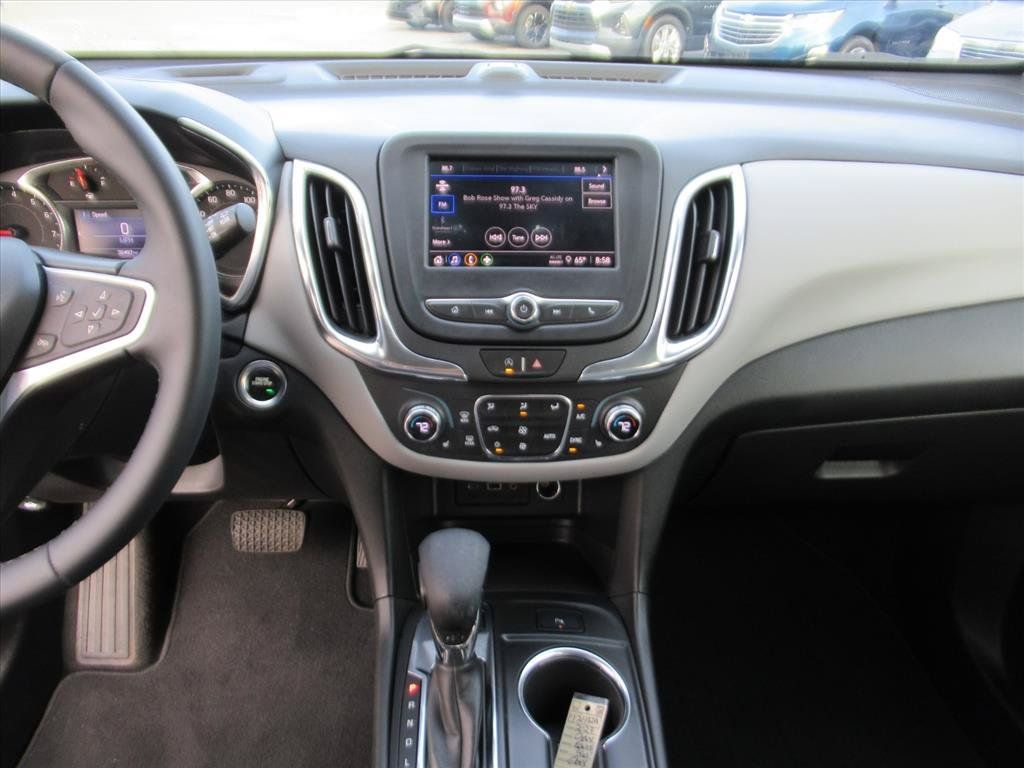Used 2023 Chevrolet Equinox LT AWD/4WD image 21