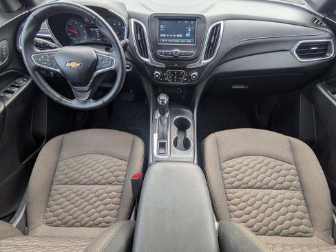 Used 2018 Chevrolet Equinox LT w/ LPO, Floor Liner Package AWD/4WD image 15