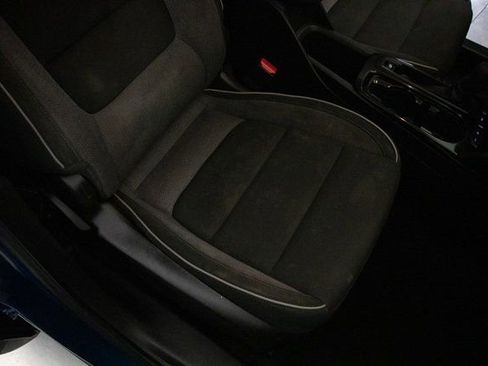 Used 2021 Chevrolet TrailBlazer LT w/ Convenience Package AWD/4WD image 17