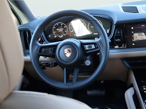 New 2026 Porsche Cayenne image 20