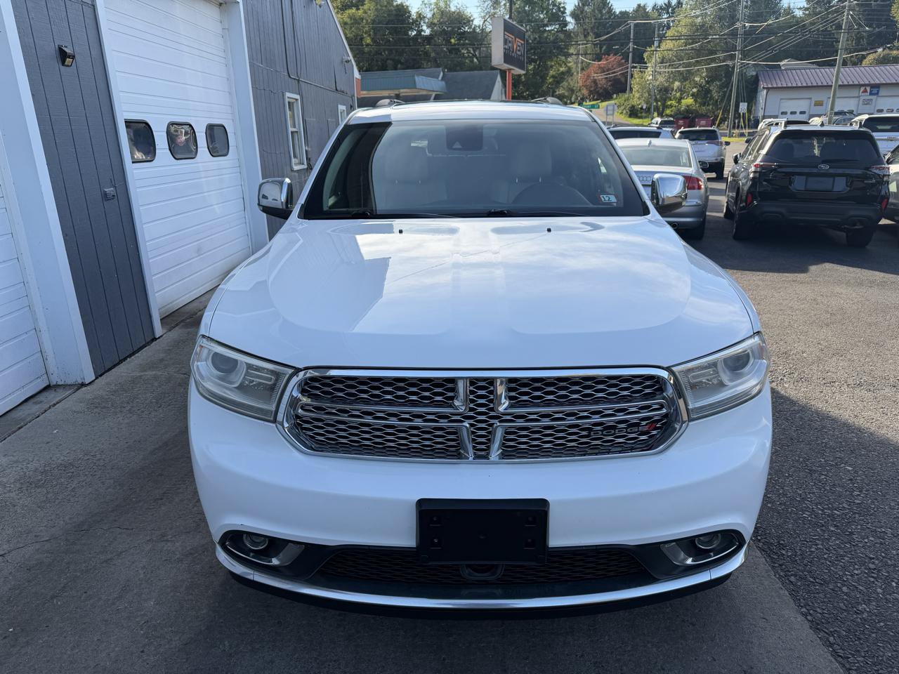 Used 2014 Dodge Durango Citadel w/ Technology Group AWD/4WD image 2