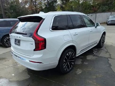 New 2026 Volvo XC90 T8 Ultra w/ Protection Package Premier image 4
