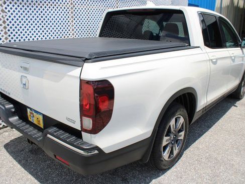 Used 2017 Honda Ridgeline RTL-T image 4