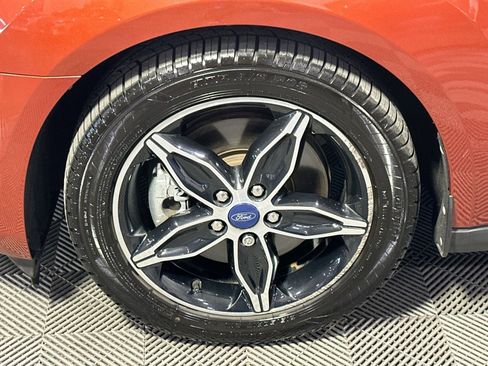 Used 2022 Ford Transit Connect XLT image 12