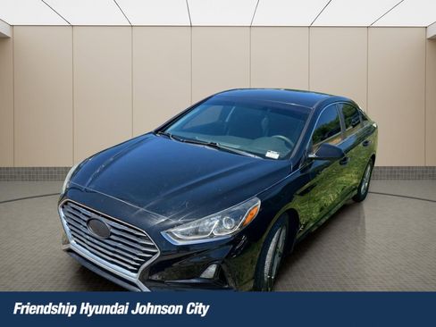 Used 2018 Hyundai Sonata SE FWD image 1