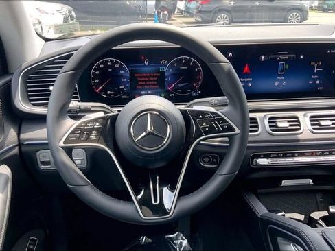 Certified 2025 Mercedes-Benz GLE 450 4MATIC image 4