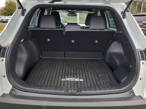 Used 2025 Toyota Corolla Cross AWD Hybrid image 7