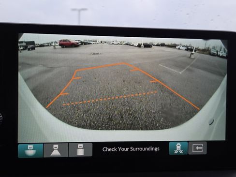 Used 2025 Honda Pilot EX-L image 5